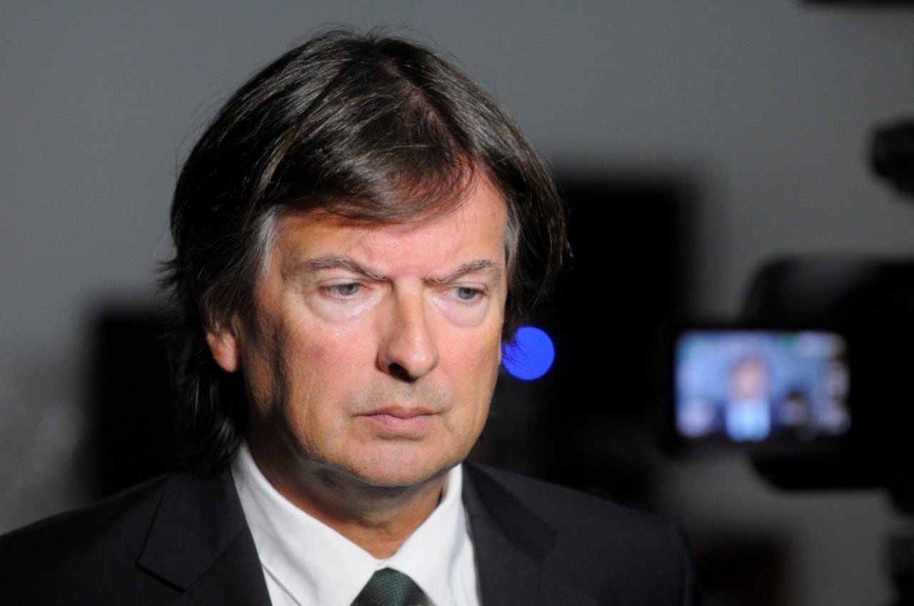 Se nos ha ido una persona notable y se nos hace difícil pensar que no contaremos más con su presencia", apuntaron en el documento firmado por juristas de talla internacional.