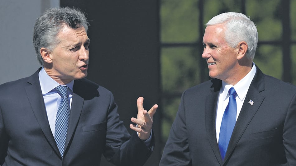 Macri y Pence, ayer, durante la conferencia de prensa en la residencia presidencial de Olivos.