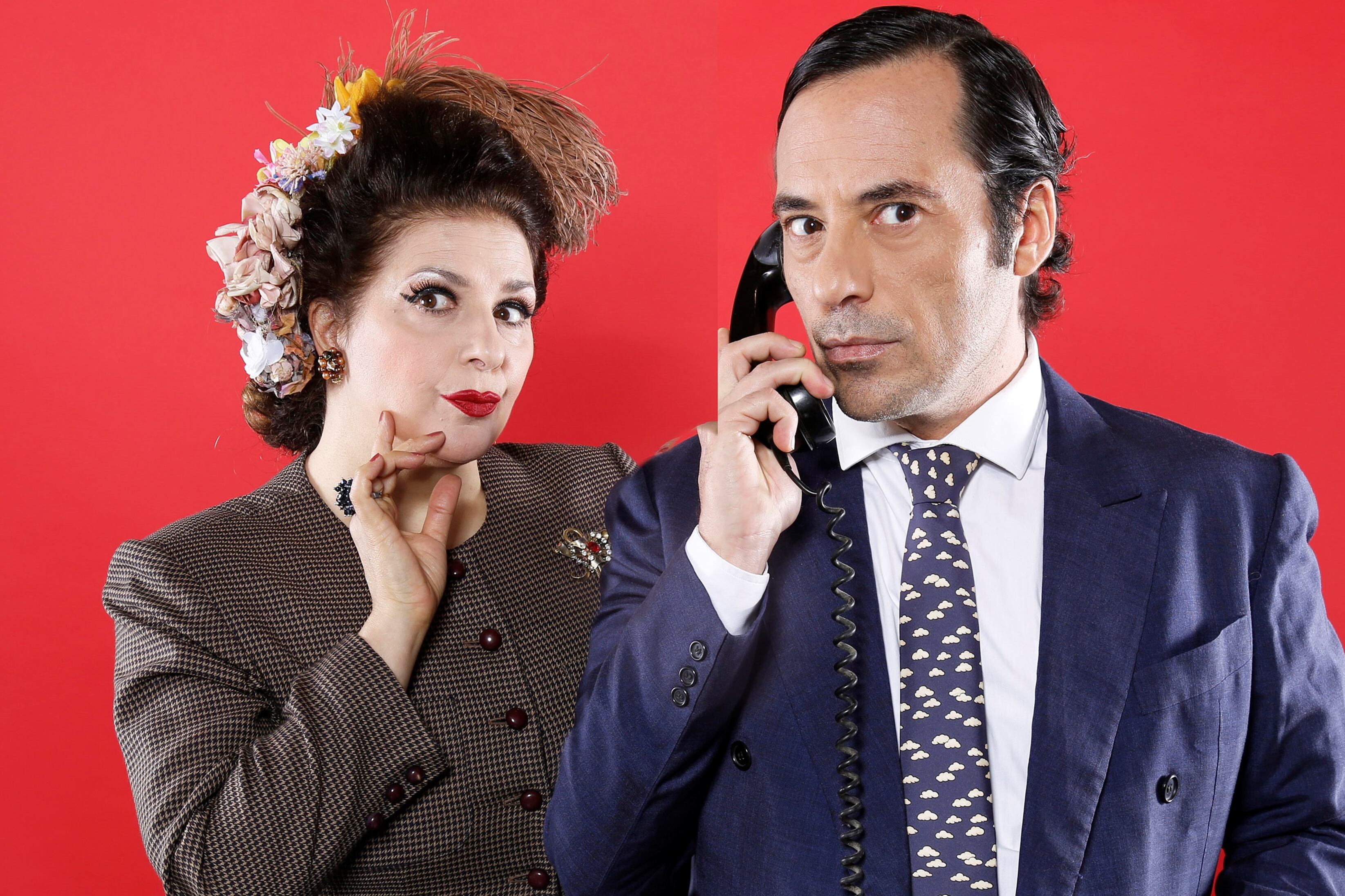 El primer episodio, protagonizado por Karina K y Diego Velázquez, evoca las décadas del '40 y el '60.