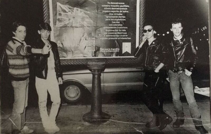 Virus y Los Violadores sentaron porsura en tiempos del Festival de la Solidaridad Latinoamericana.