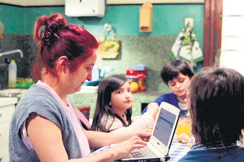 La AUH aumentará en el año 20 por ciento, contra una inflación que rondará el 48.