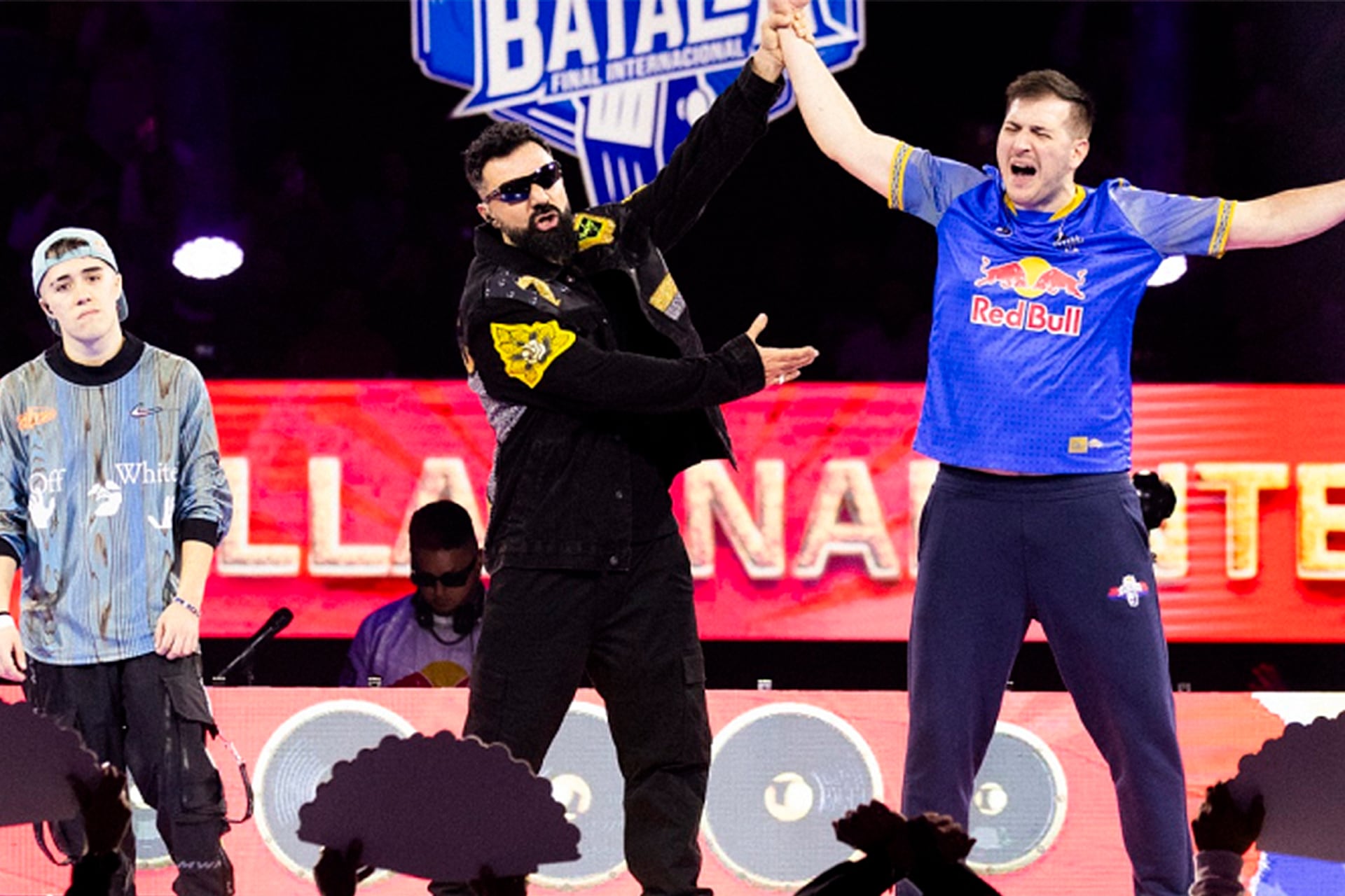 Chuty fue proclamado campeón, pero el resultado sería revisado poco después debido a un error.