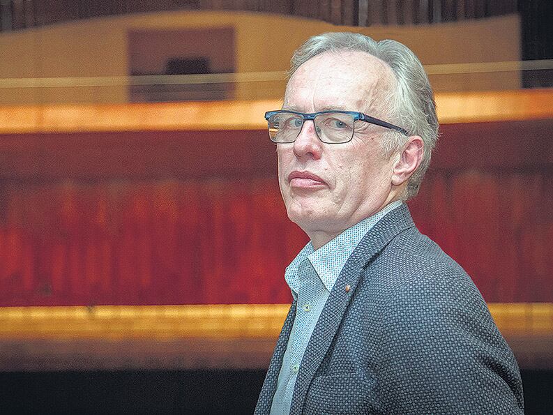 Como director y como organista, las interpretaciones de Haselböck son referencias obligadas.