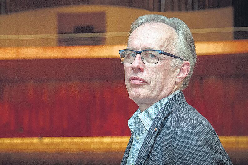 Como director y como organista, las interpretaciones de Haselböck son referencias obligadas.