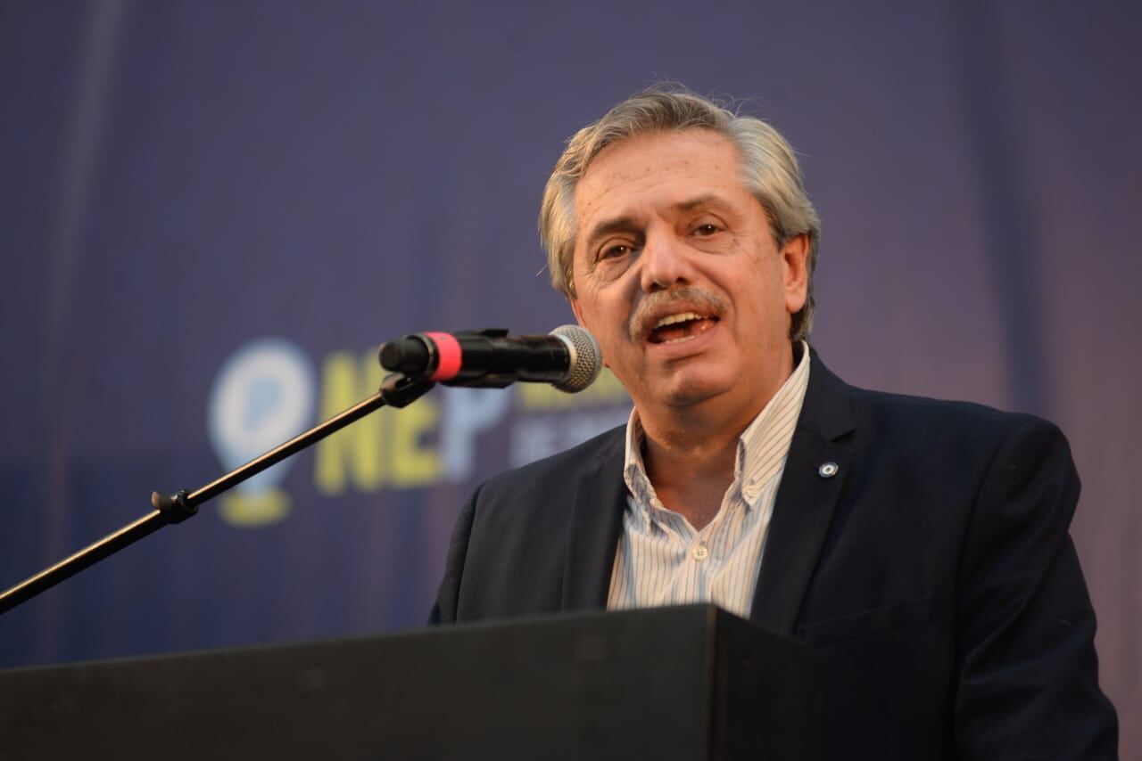 "¿Vas a votar a alguien a quien estás puteando?", preguntó Fernández sobre la estrategia del oficialismo.