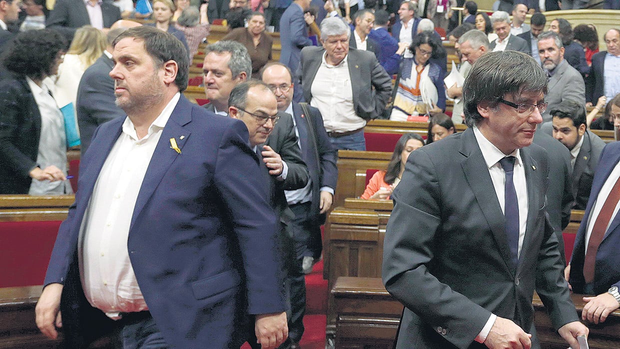 Otros tiempos en Cataluña, cuando gobernaban los independentistas Puigdemont y Junqueras.