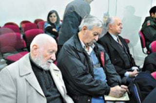 Antonio Bossie (en el centro) ya fue juzgado por crímenes de lesa humanidad. En la imagen, junto a  los represores Manuel Saint Amant y Jorge Muñoz.