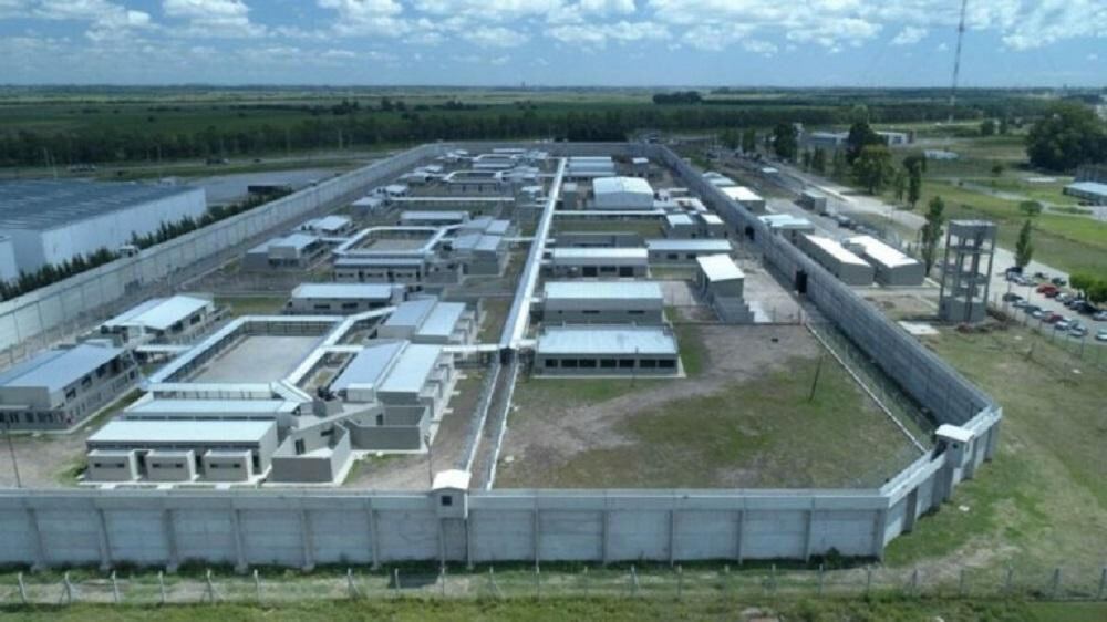 Los rugbiers condenados por el crimen de Fernando Baez Sosa serán trasladados a otros penales para cumplir la sentencia. Su abogado pidió que los lleven a la Unidad Penal Nº 57 de Campana. 