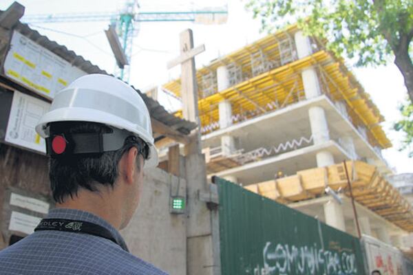 El índice del costo de la construcción aumentó el 4,9 por ciento en abril, acumulando 25,1 en doce meses.