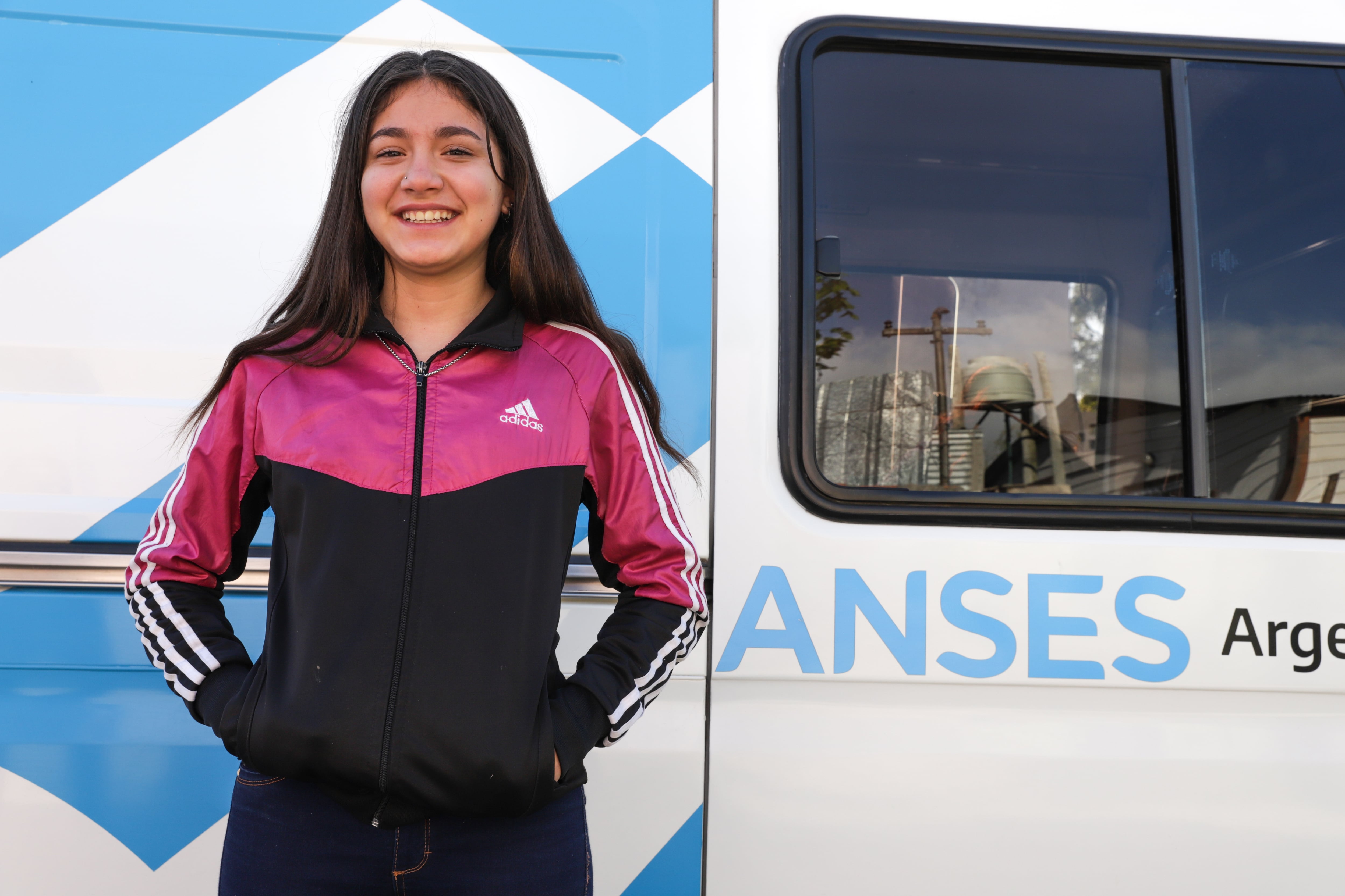 Hoy cobran los estudiantes de la beca Progresar cuyo DNI termine en 0 y 1. (Anses)