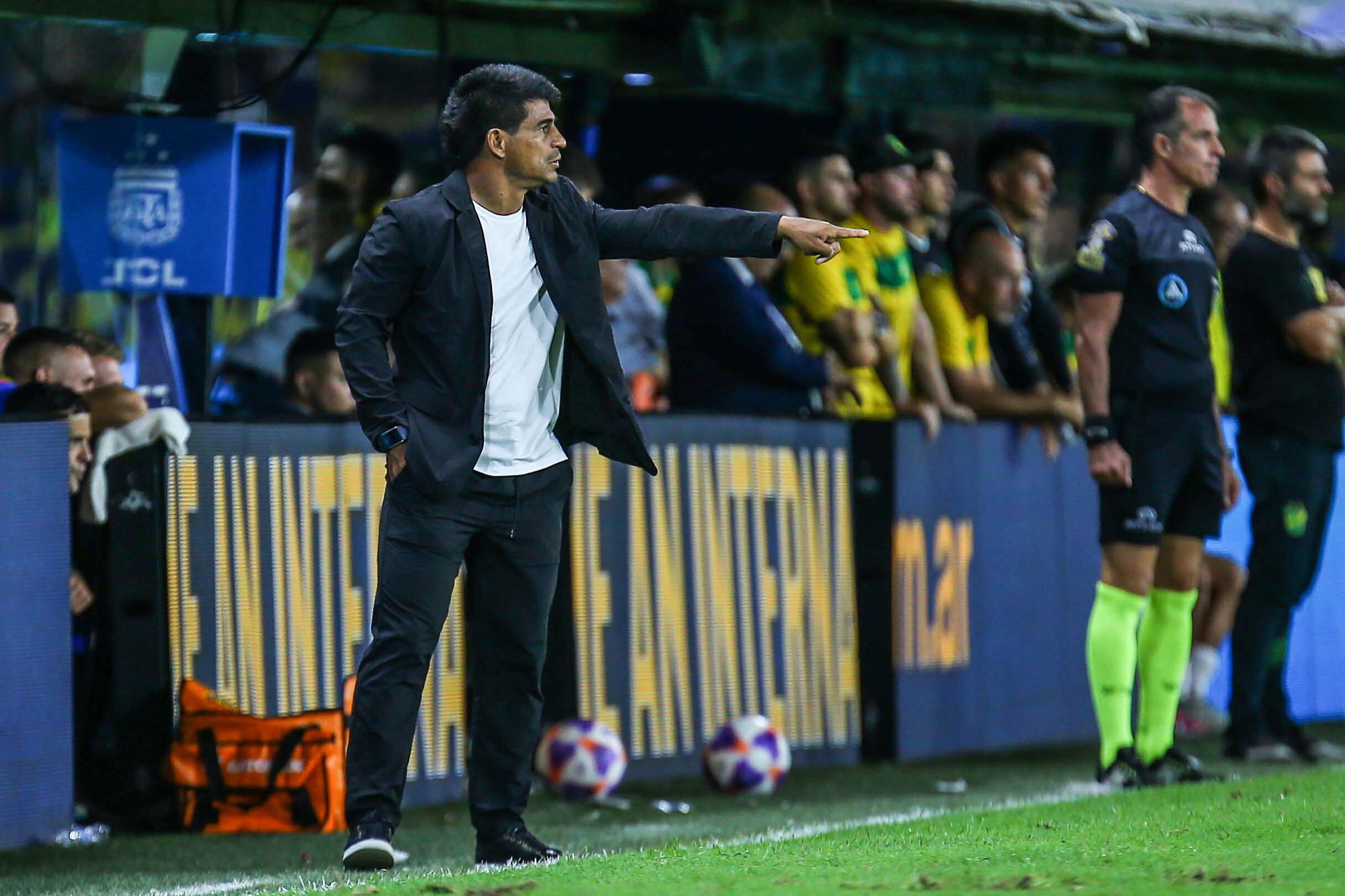 Hugo Ibarra, entrenador xeneize