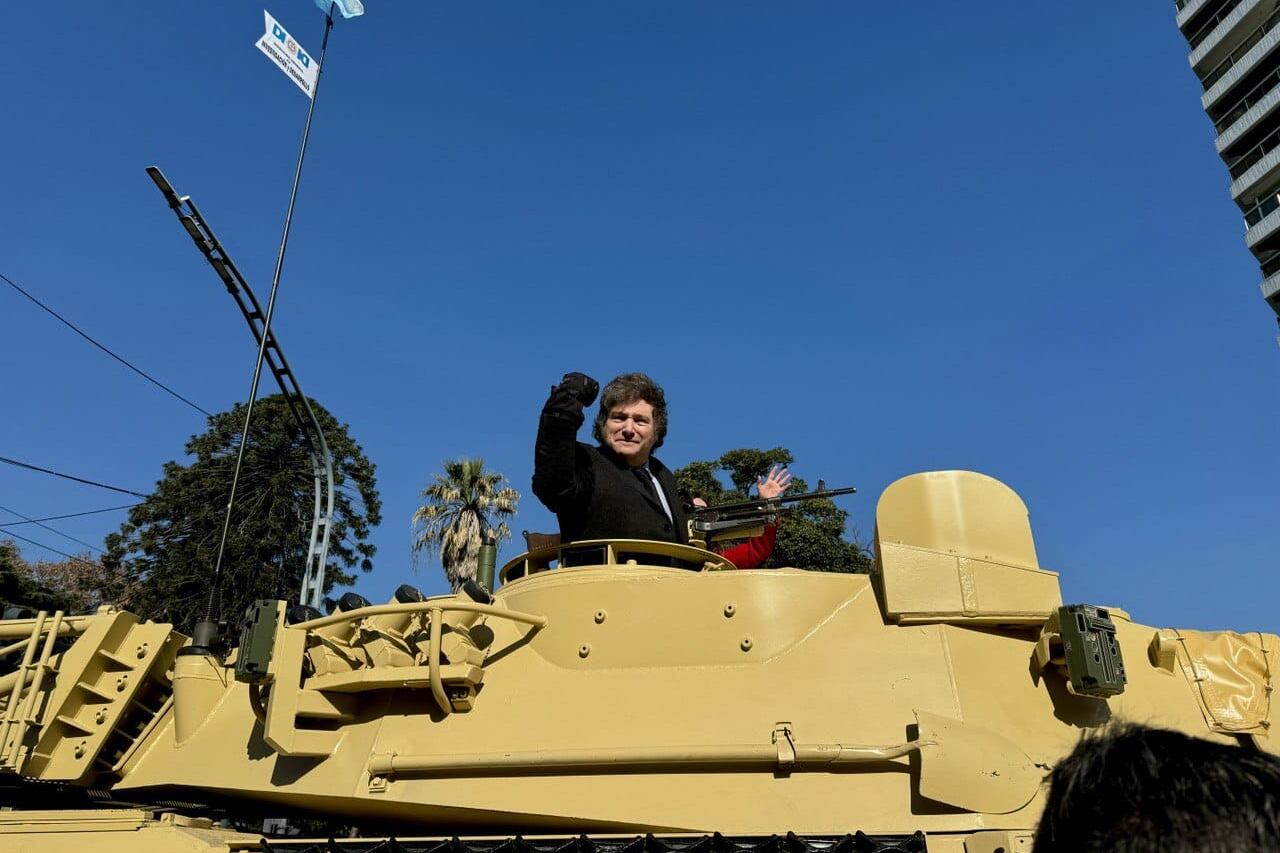 El presidente Javier Milei en el desfile militar organizado por el Gobierno el pasado 9 de julio.