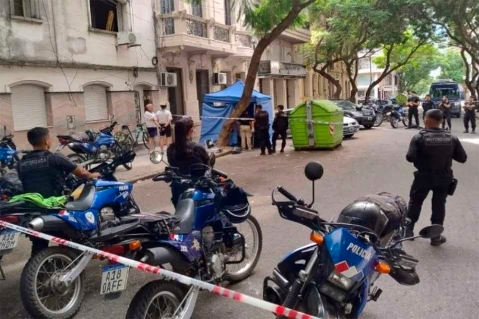 El cadáver de la beba de cuatro meses fue hallado en San Juan y Alem.