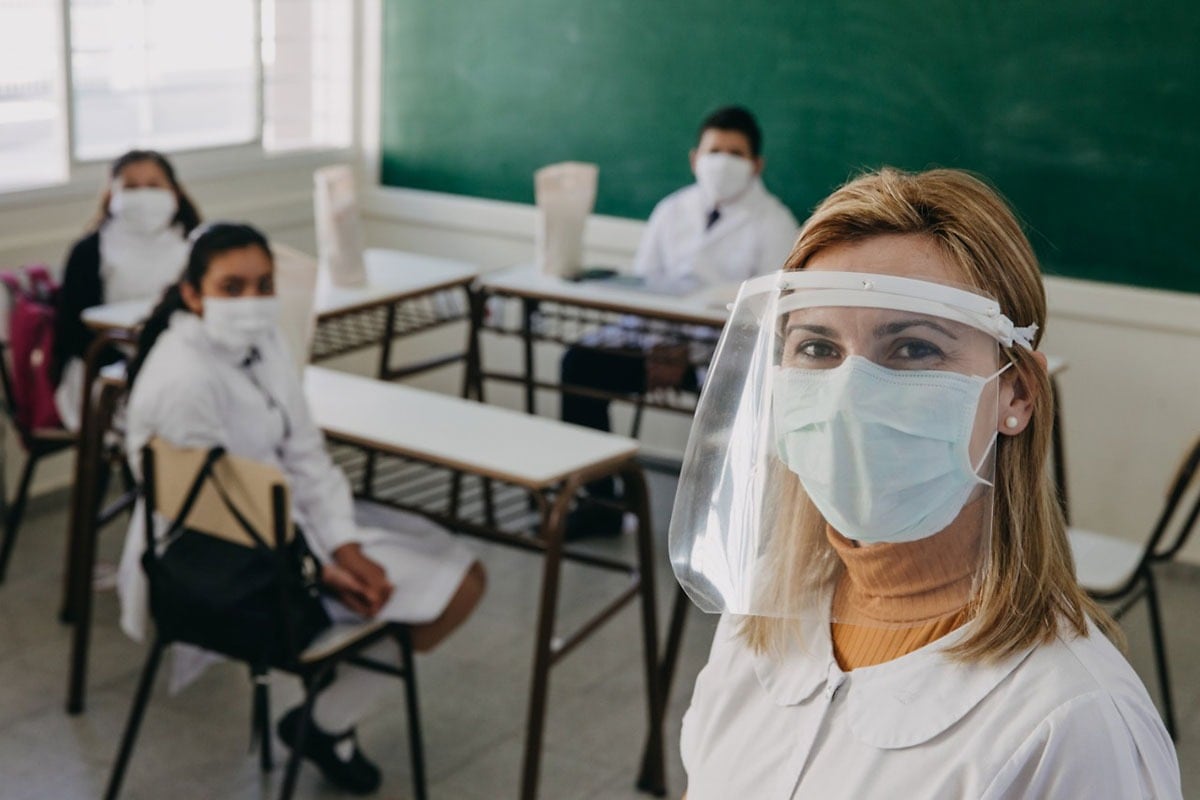 En San Juan, catorce distritos comienzan las clases el lunes con la implementación de protocolos sanitarios para evitar contagios de coronavirus.
