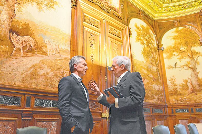 Los encuentros entre Mauricio Macri y Mario Vargas Llosa ya son un clásico de la derecha.