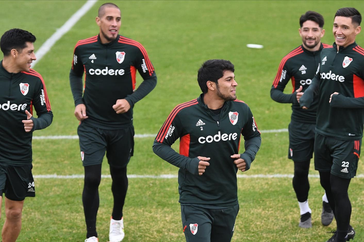 Los jugadores de River entrenan en Ezeiza
