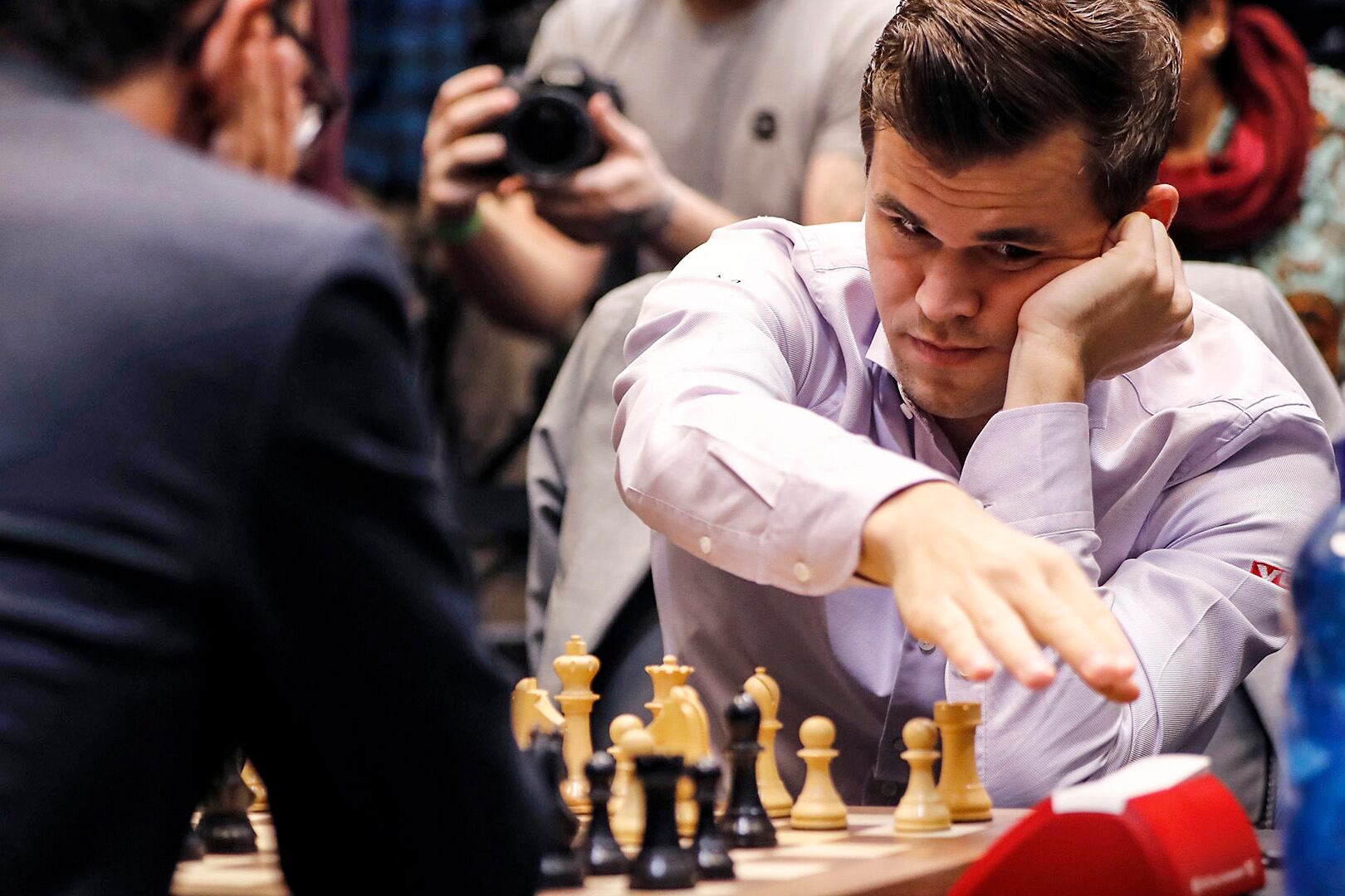 Magnus Carlsen es el mejor jugador del mundo. 