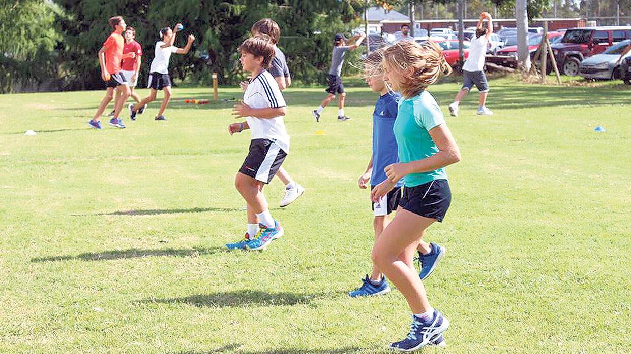 Los chicos realizan los ejercicios influenciados por el sistema Psicom.