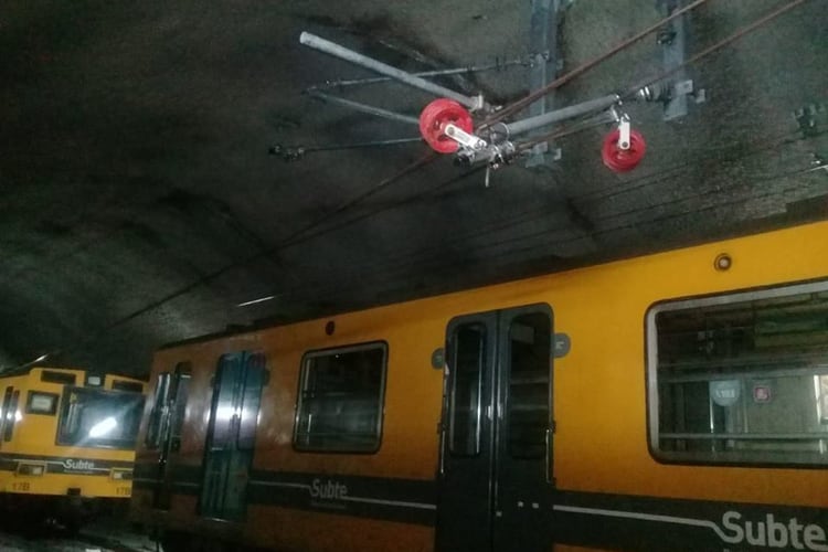 La cochera de Virreyes alberga formaciones fuera de servicio.