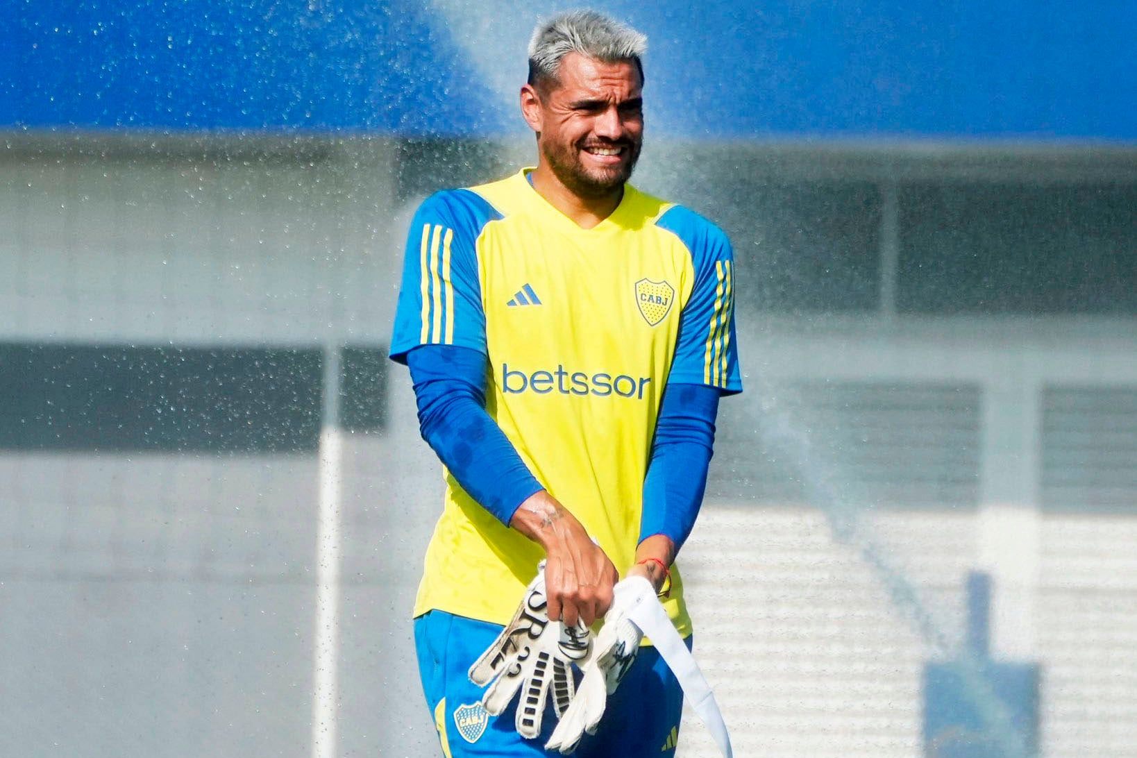 "Chiquito" Romero rescindió contrato con Boca