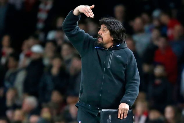 Burgos quiere independizarse de Simeone para iniciar su carrera como DT.