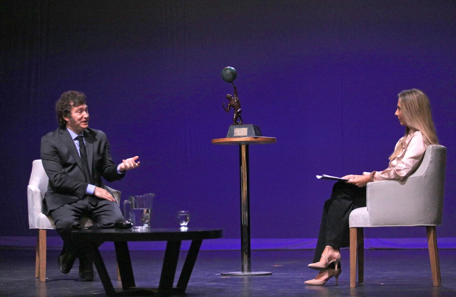 Milei espera que haya ingreso de capitales argentinos que están fuera del sistema.