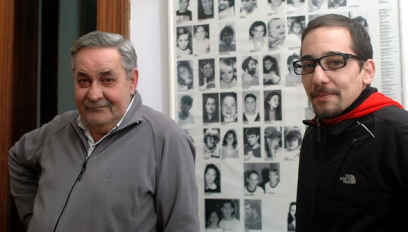 Francisco con su padre, poco después de haber recuperado su identidad. 