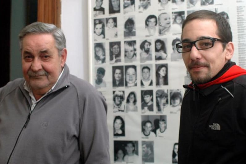 Francisco con su padre, poco después de haber recuperado su identidad.
