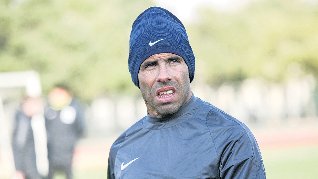 Tevez vuelve con 33 años para terminar su carrera en el club.