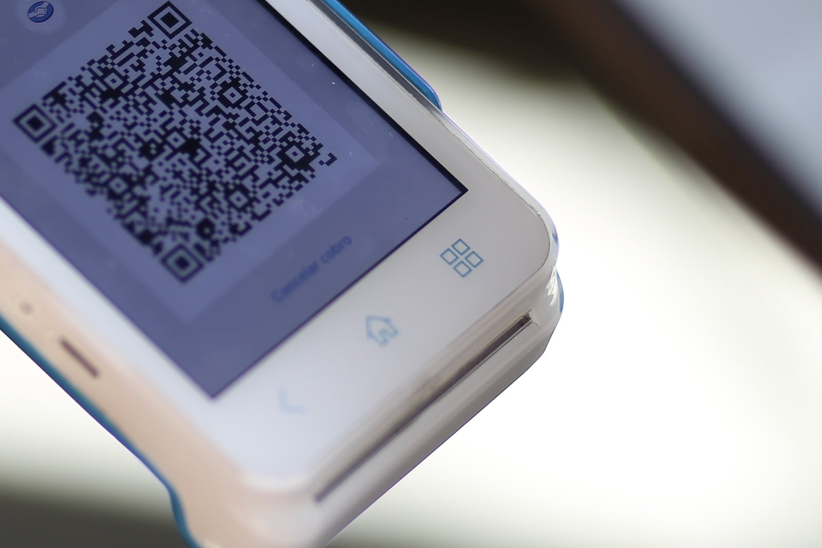 El BCRA estableció que las billeteras virtuales están obligadas a leer todos los códigos QR