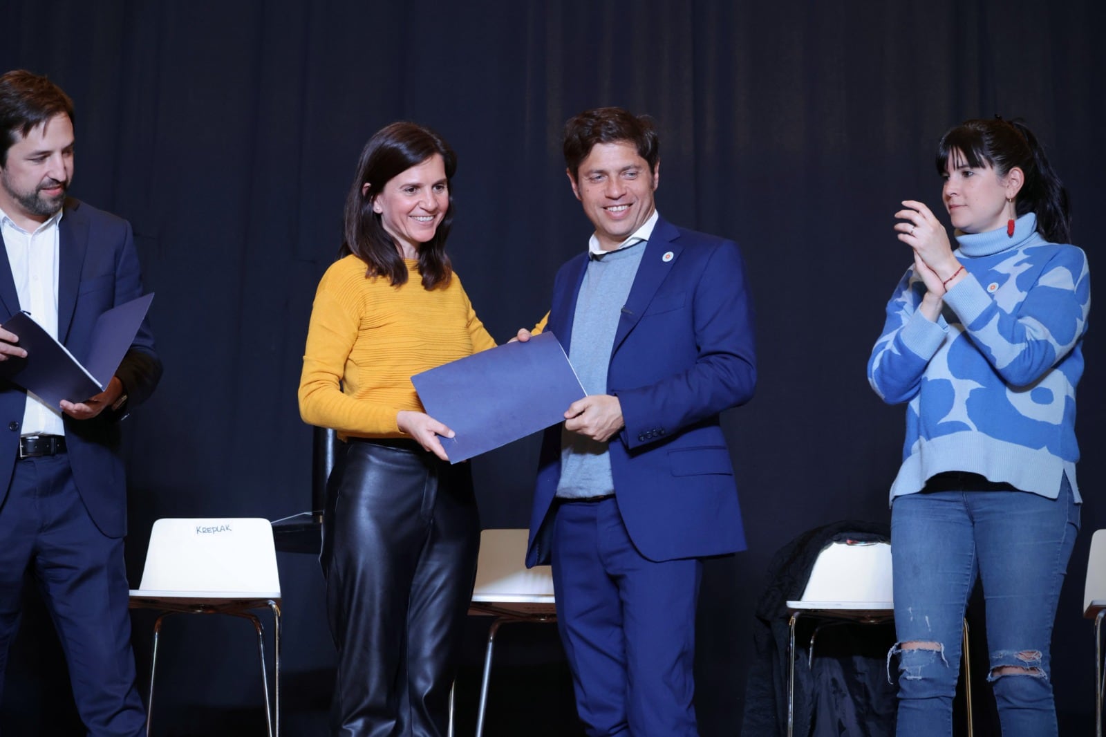 Axel Kicillof y Fernanda Raverta.