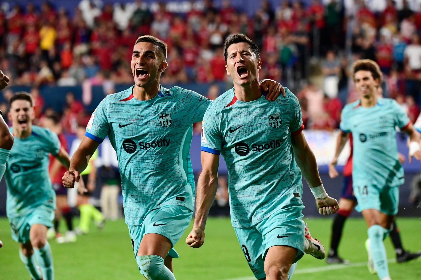 Lewandowski le dio el triunfo al culé ante Osasuna