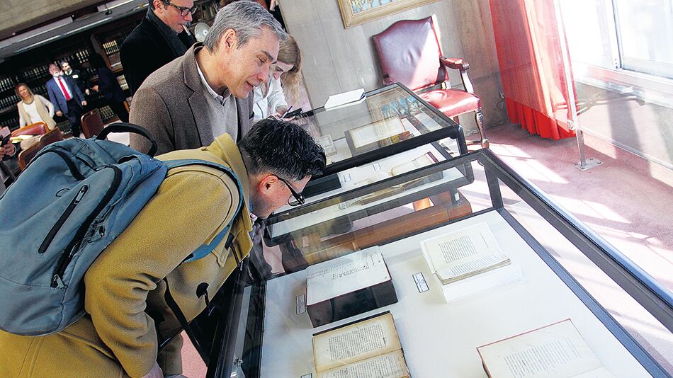 Los libros preservan las marcas de lecturas, los modos de anotar, comentar e interpretar.