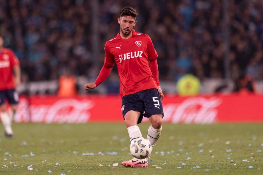 Felipe Loyola quedó en medio de la polémica entre dirigentes de Independiente y de Boca