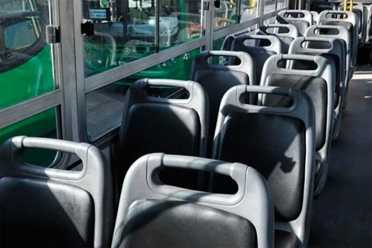 Menos pasajeros y con boletos más caros