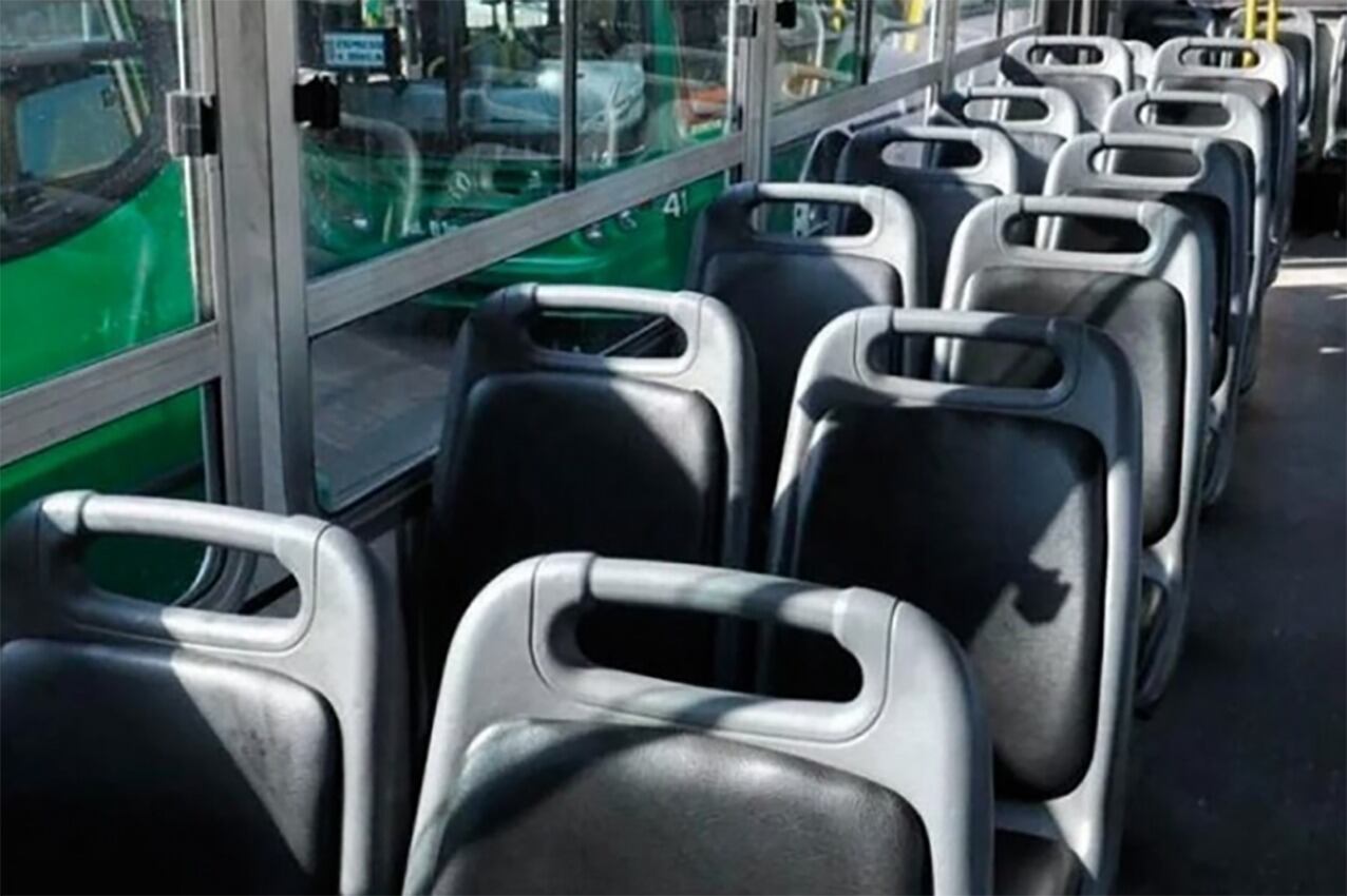 Menos pasajeros y con boletos más caros