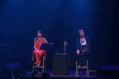 Parodi y Todd cantan juntas a los autores del continente.