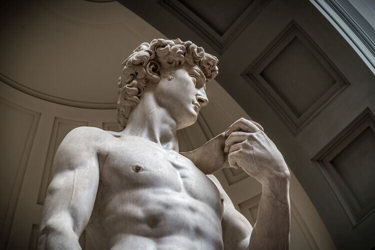 Detalle de la estatua expuesta en Florencia, en el que se aprecia la vena hinchada.