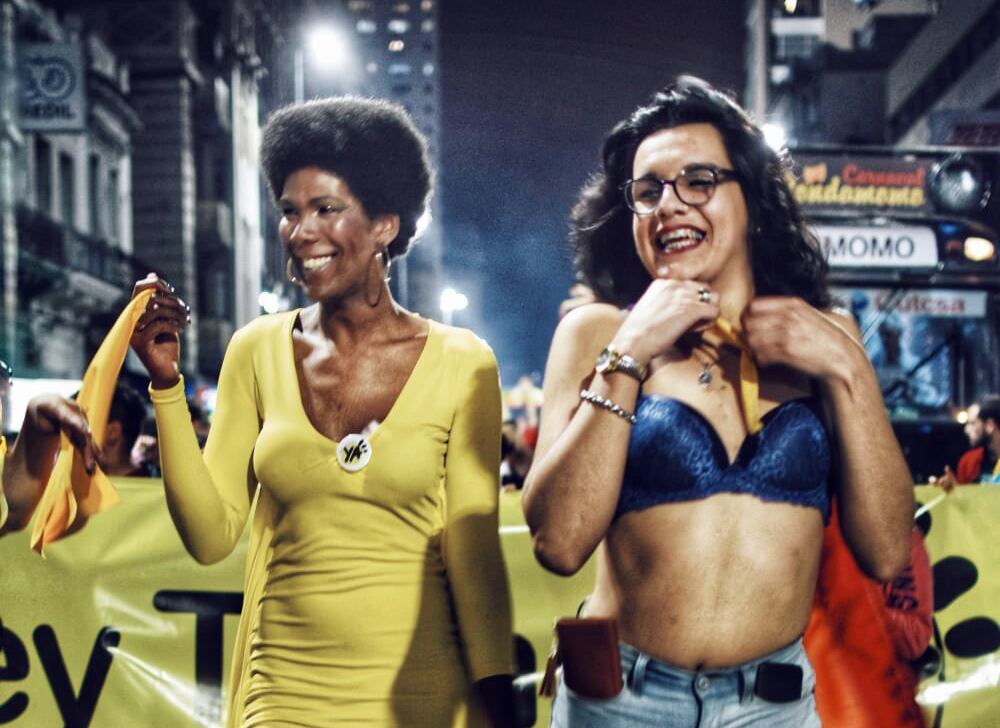 Delfina Martina en plena marcha por la LEY TRANS.