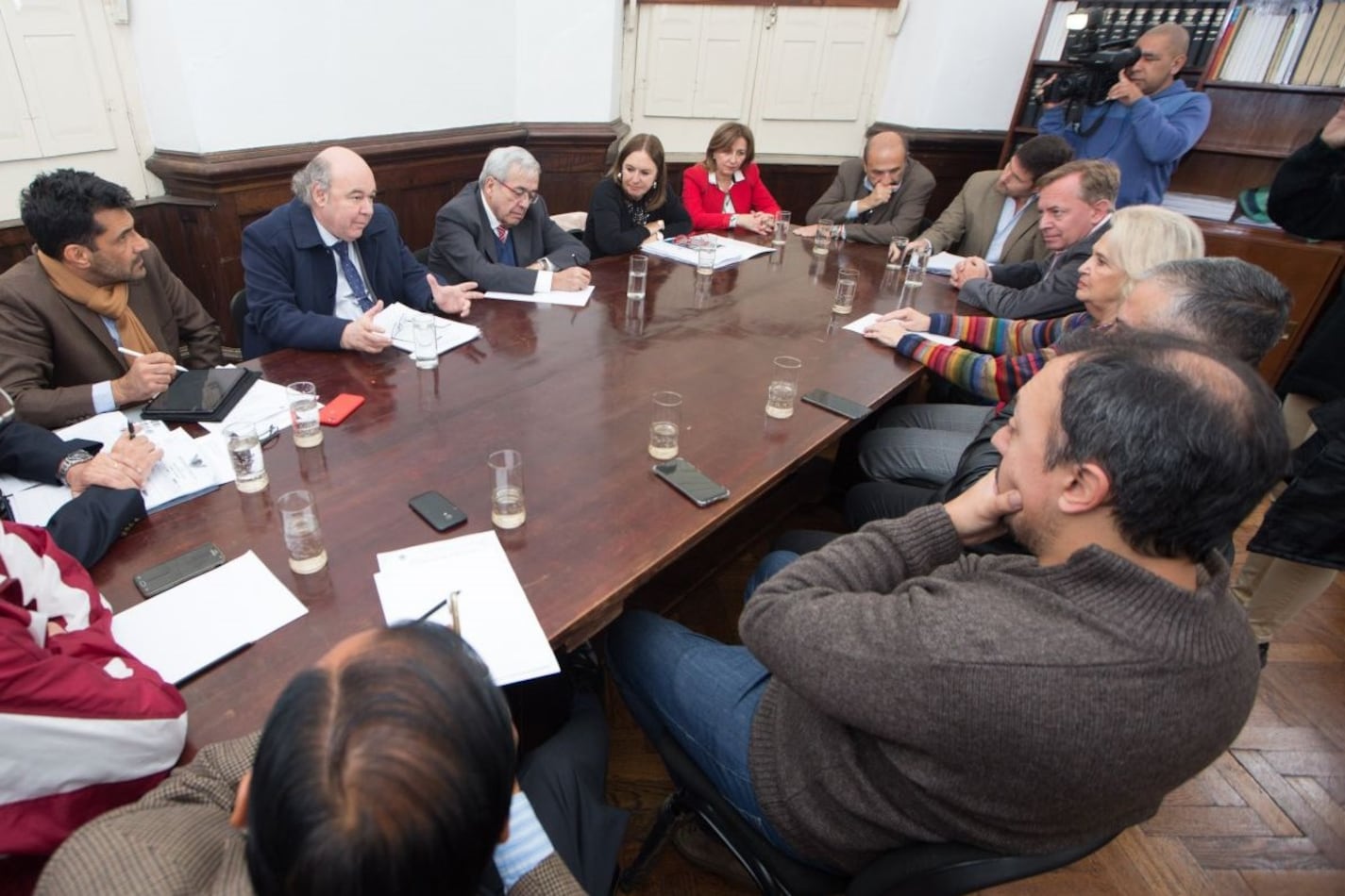 Cornejo, en ese entonces procurador, reunido en 2019 con diputados