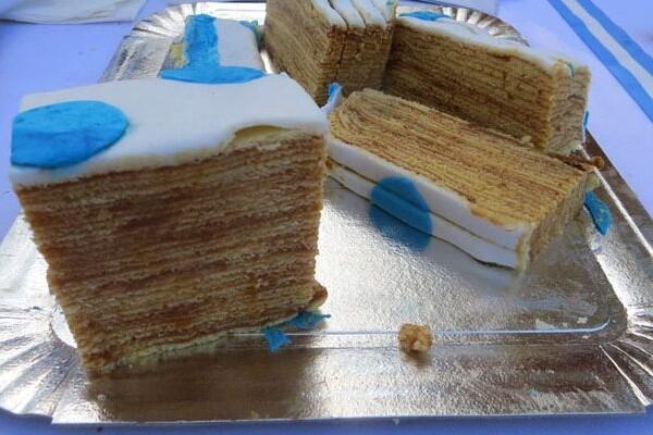Torta Argentina o Dolores, de masa de hojaldre y dulce de leche. Imagen: Municipalidad de Dolores.