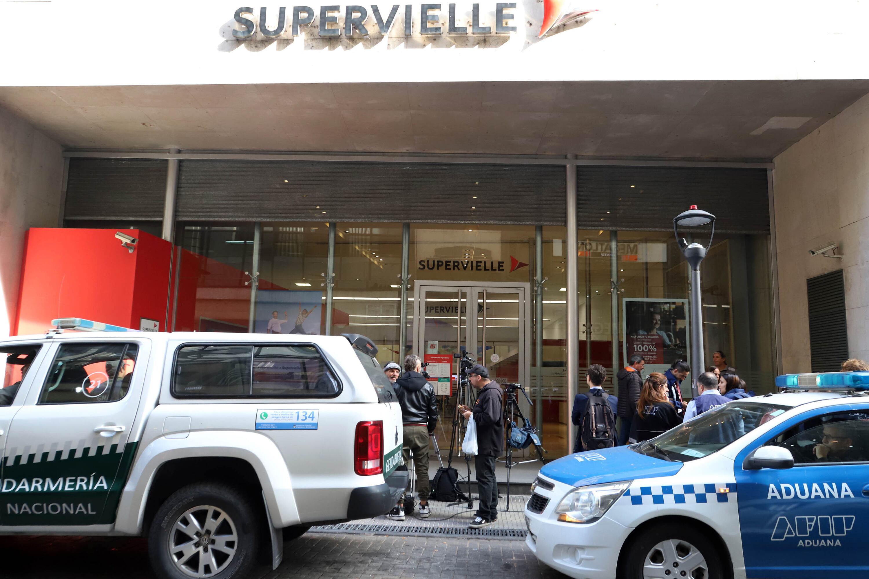 Aduana sospecha de "empleados infieles" que operan de enlaces.