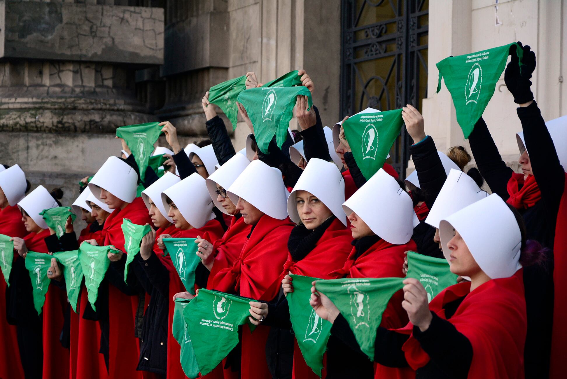 La instalación generó murmullos, preguntas, miradas cómplices o asombradas a su paso.