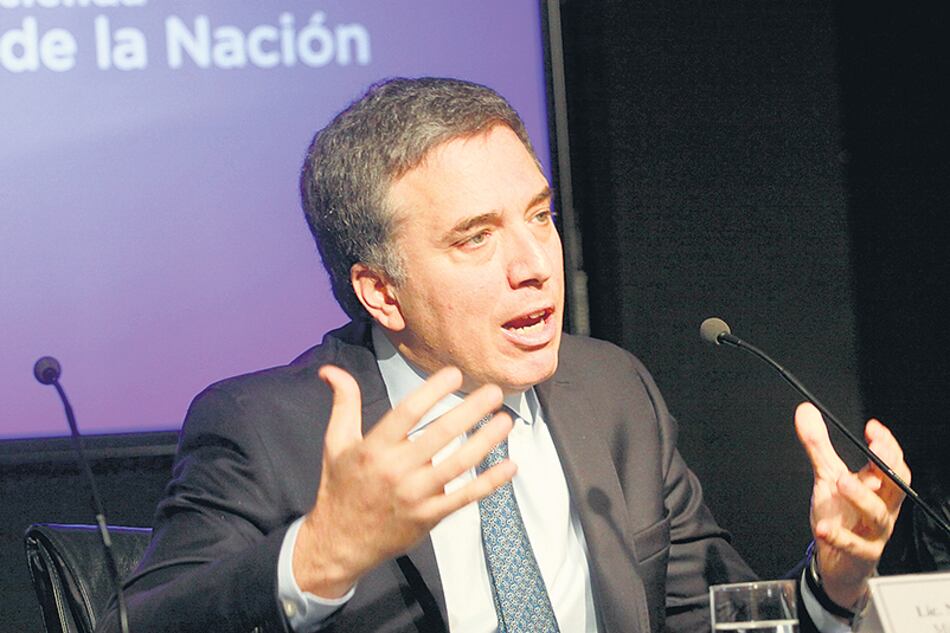 Nicolás Dujovne. Si sigue la inflación, deberá rendir cuentas ante el FMI por incumplir las metas.