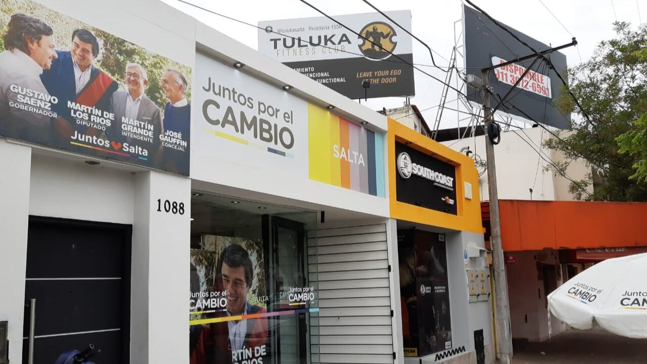 El local de Juntos por el Cambio en Bicentenario 1088