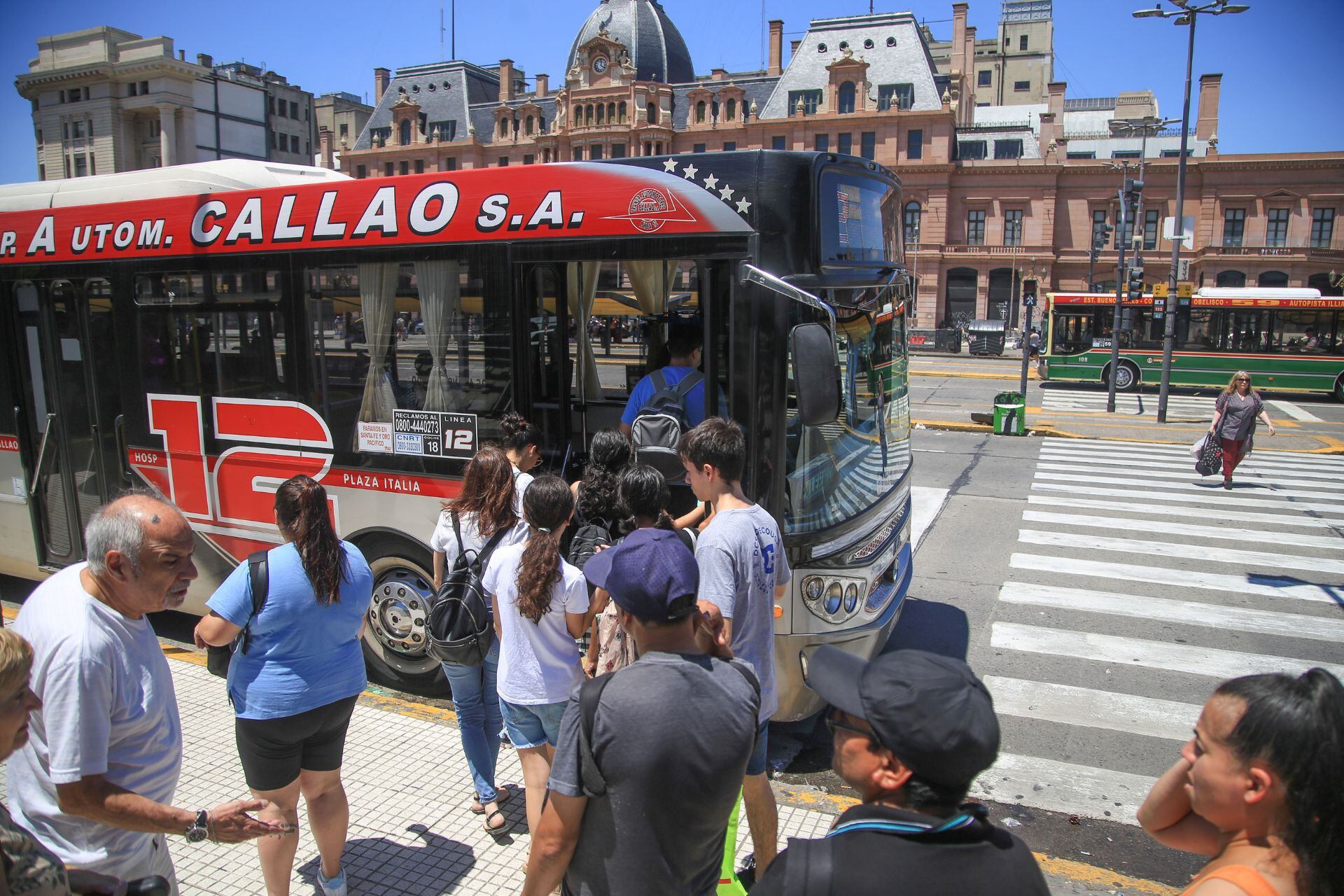 La UTA amenaza con un paro de colectivos