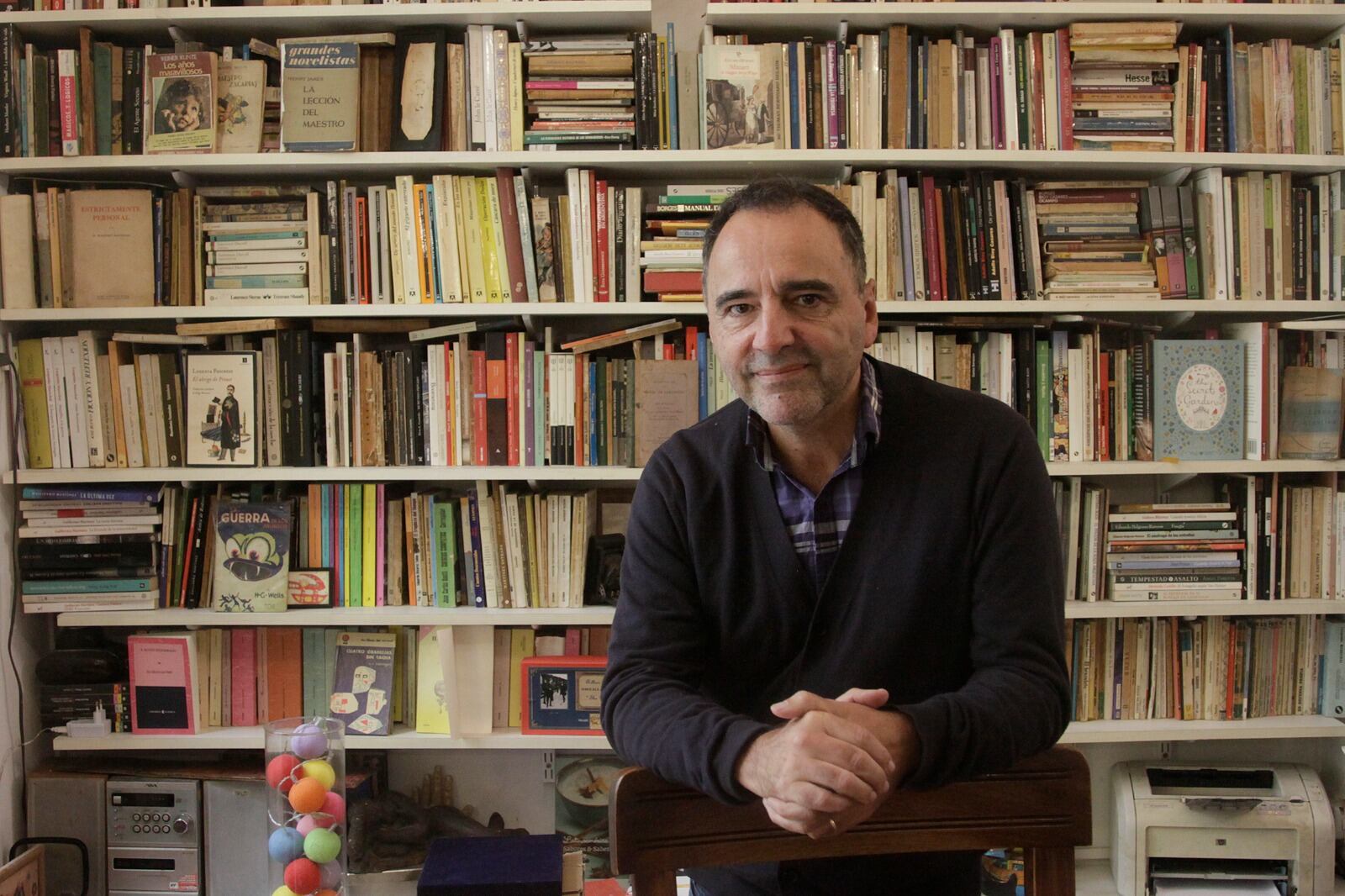 "No me gusta para nada la idea de la investigación para escribir novelas, prefiero la imaginación"