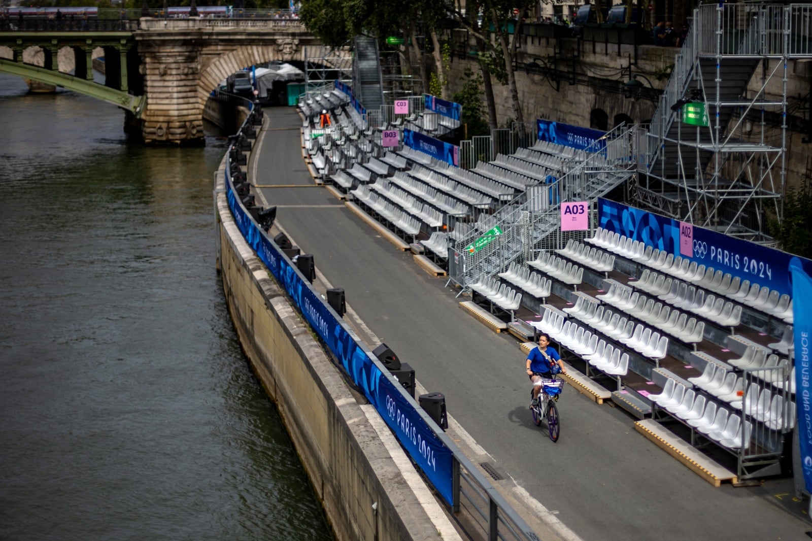 El rio Sena escenario de la ceremonia inaugural de París 2024.