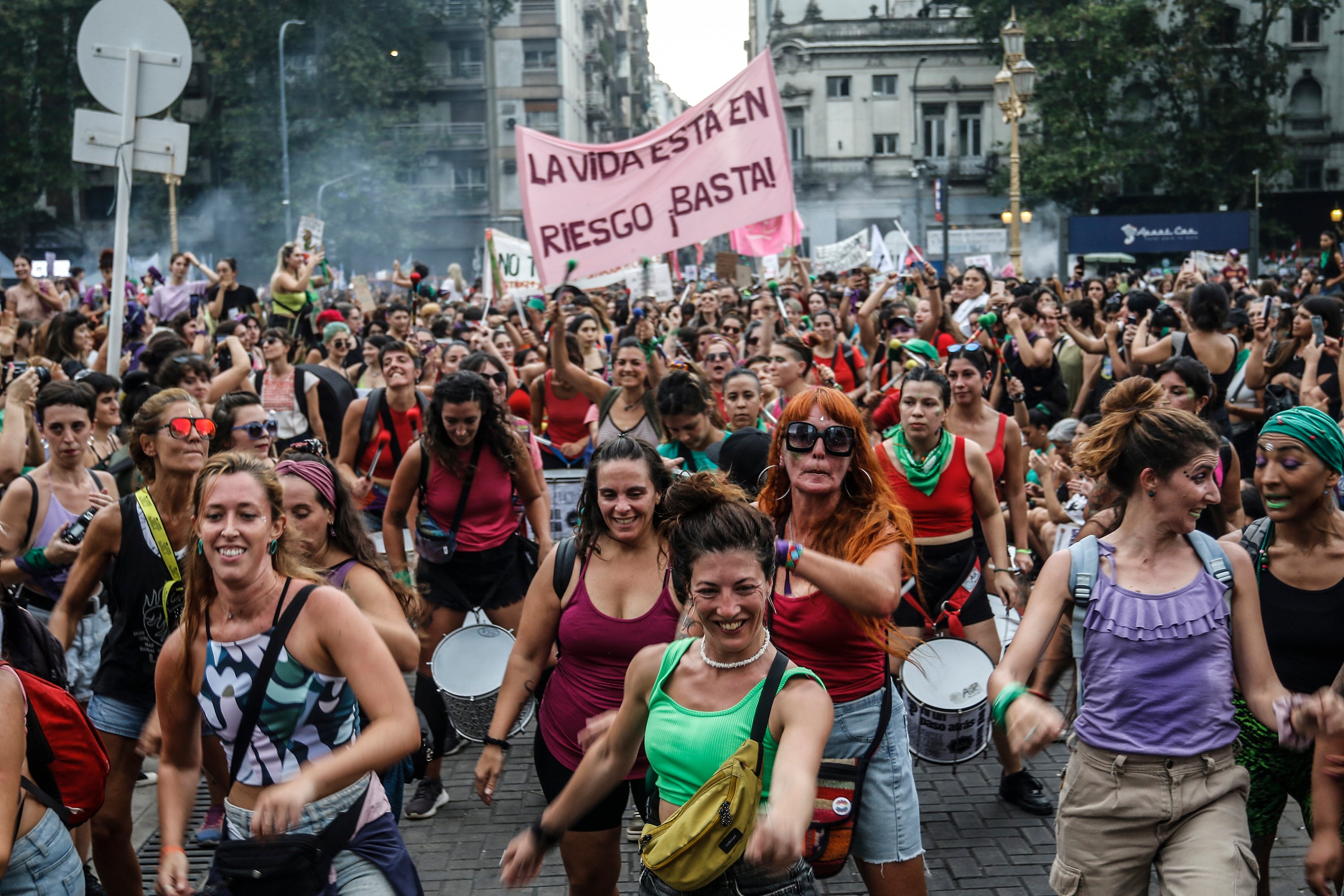 El feminismo bajo asedio del Gobierno.