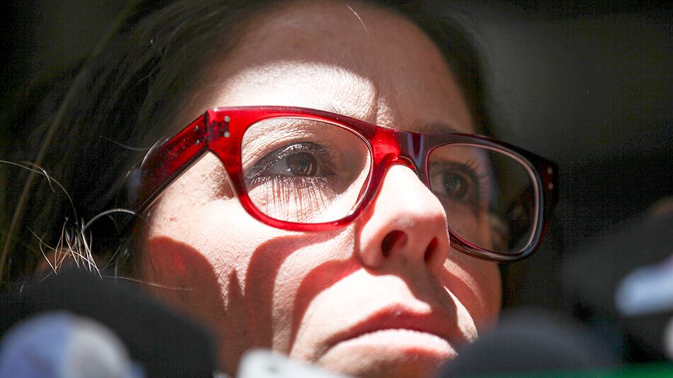 Alonso “no se quiere pronunciar porque claramente hay una violación flagrante” de la ley.